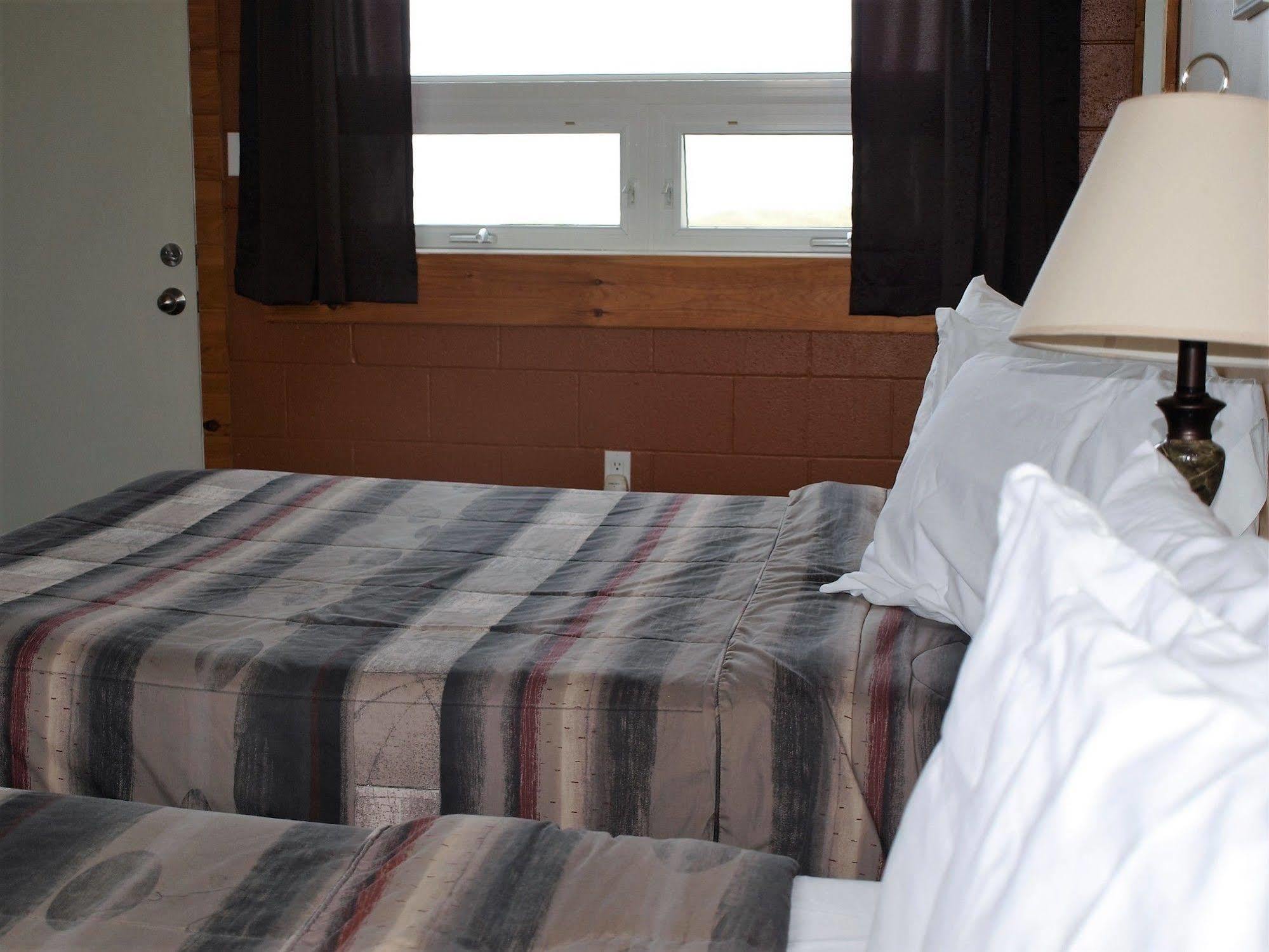 Cape View Motel & Cottages Mavilette Eksteriør billede